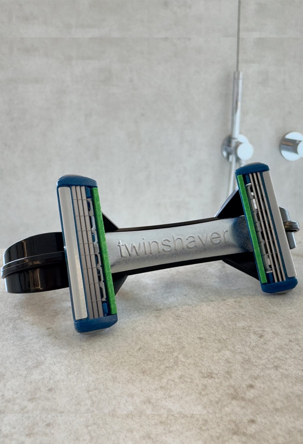 twinshaver - The Original: Double Wet Shaver + 4 Replacement Blades